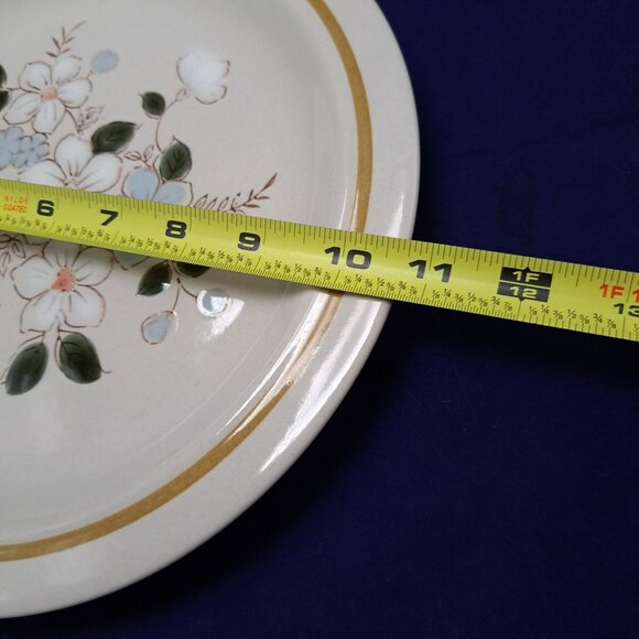 Kingsbury Stoneware Collection Autumn Flowers Hand Painted Plate - Picture 4 of 9